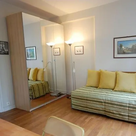 Face Unesco Et Invalides Appartement Parijs